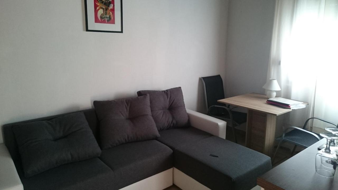 Apartman Mara Vir Exterior foto